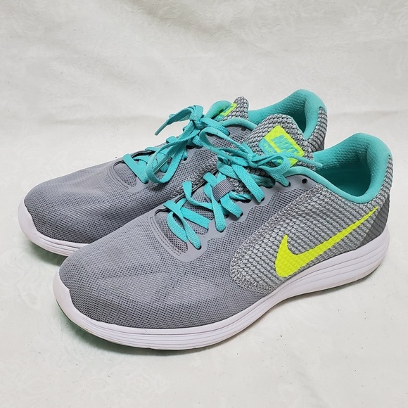 nike revolution 3 volt